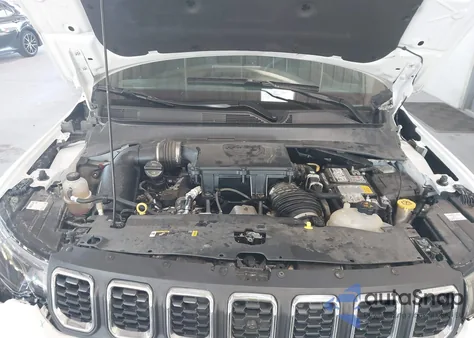 2024 Jeep Compass Latitude 4X4 from USA, damaged, VIN 3C4NJDBN9RT104120